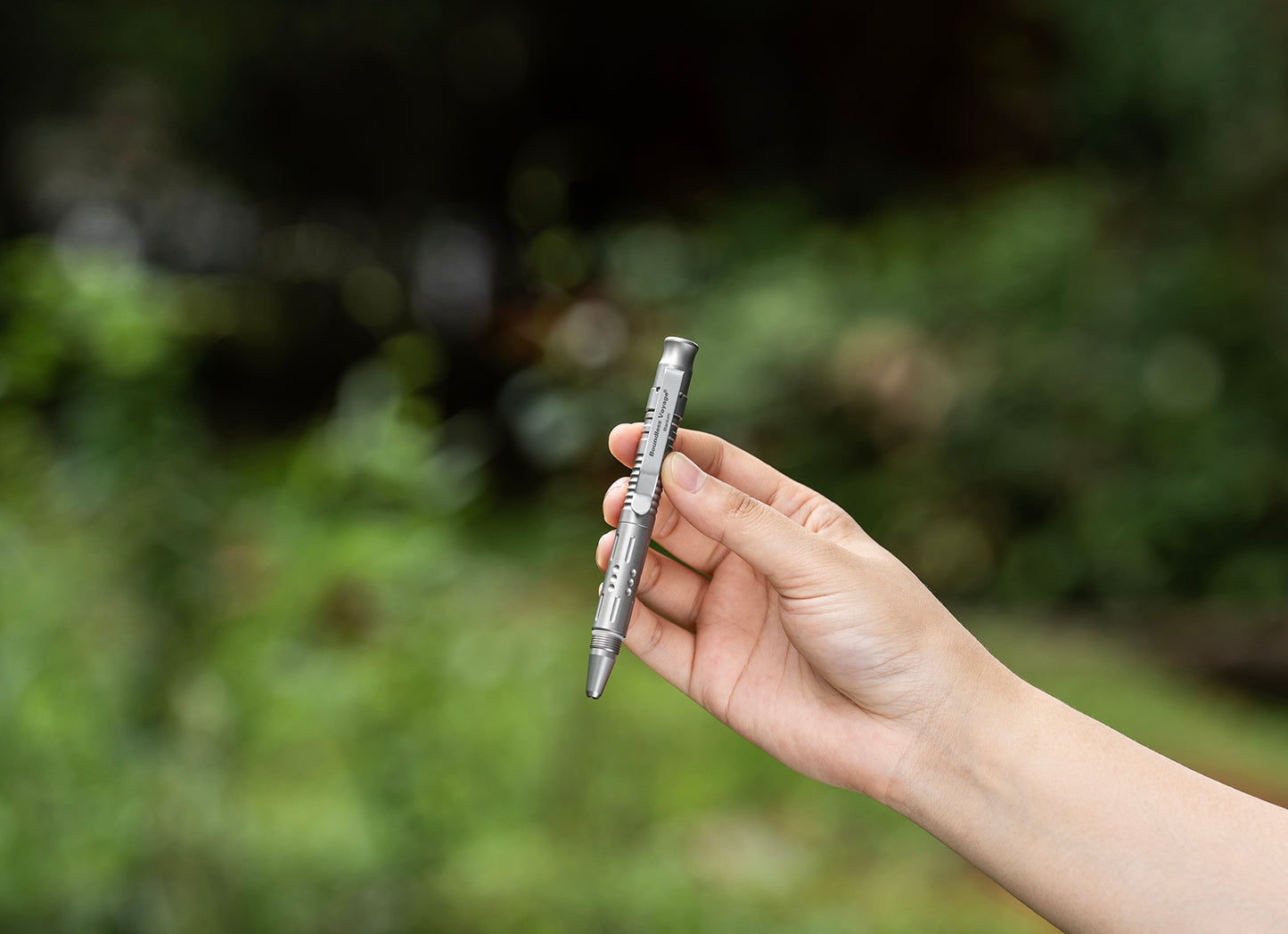 Boundless Voyage Titanium Multifunctional Pen 3-in-1 Outdoor Whistle + Car Window Breaker + Survival Self-Defense Tool