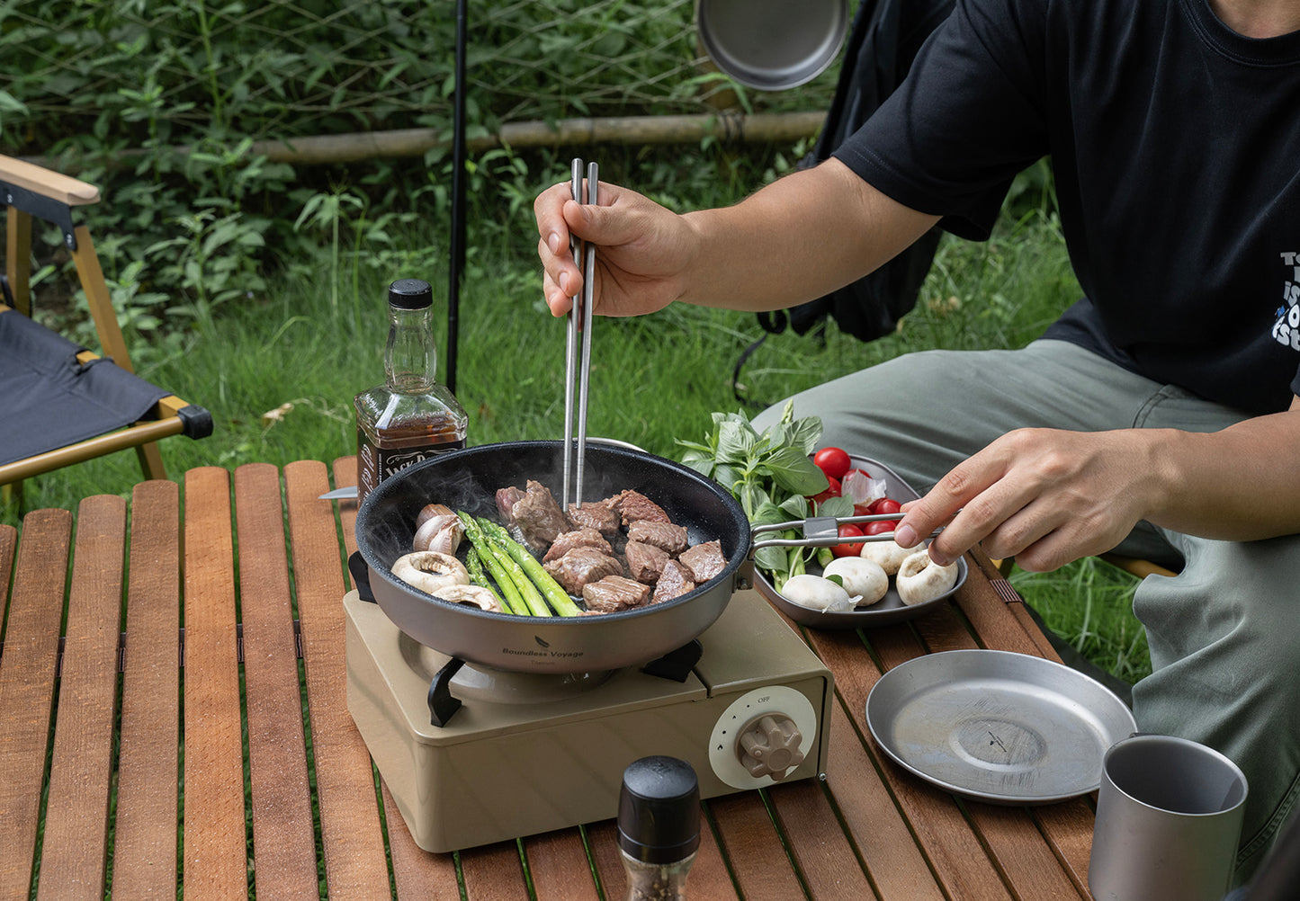 Boundless Voyage Titanium Non-stick Frying Pan Outdoor Camping Skillet with Folding Handle Lightweight Cookware