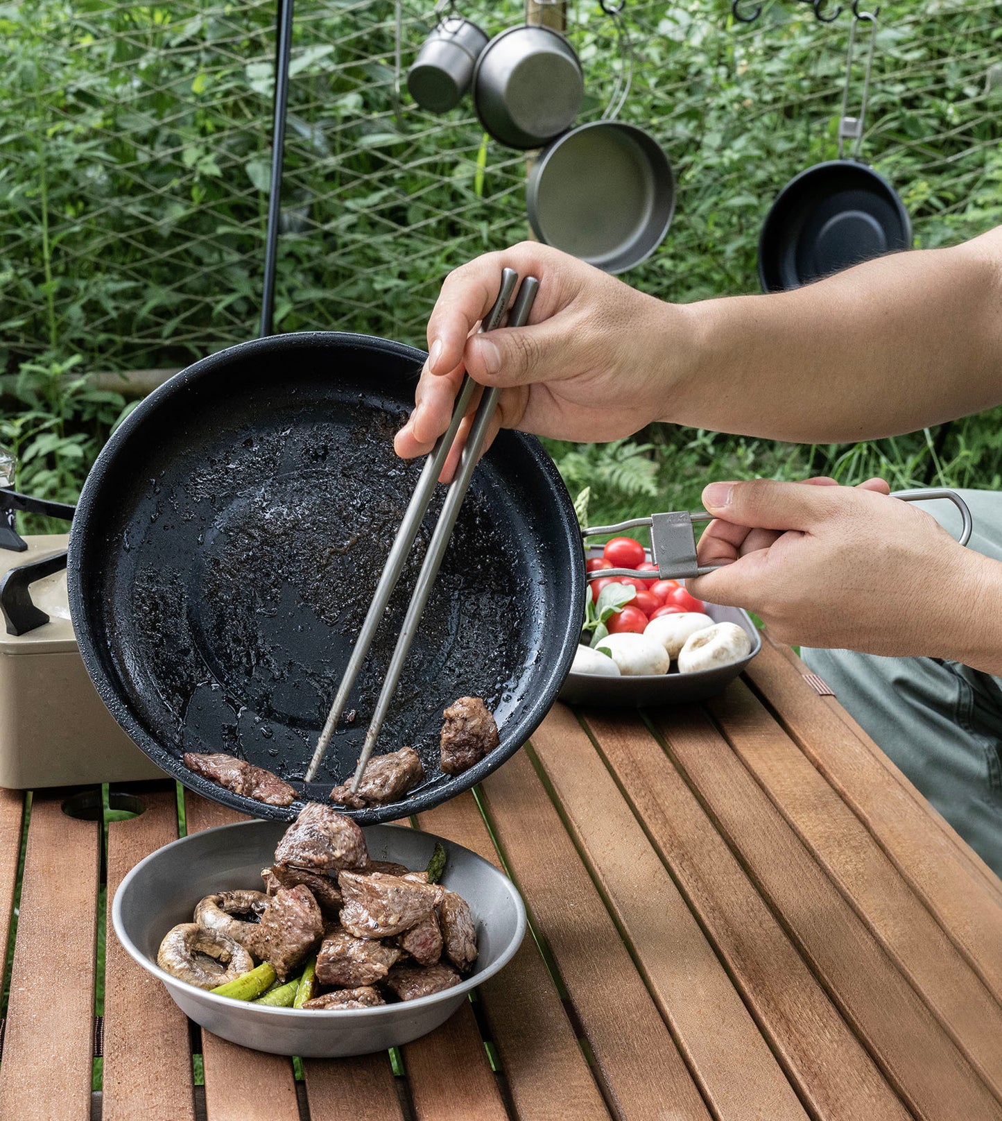 Boundless Voyage Titanium Non-stick Frying Pan Outdoor Camping Skillet with Folding Handle Lightweight Cookware
