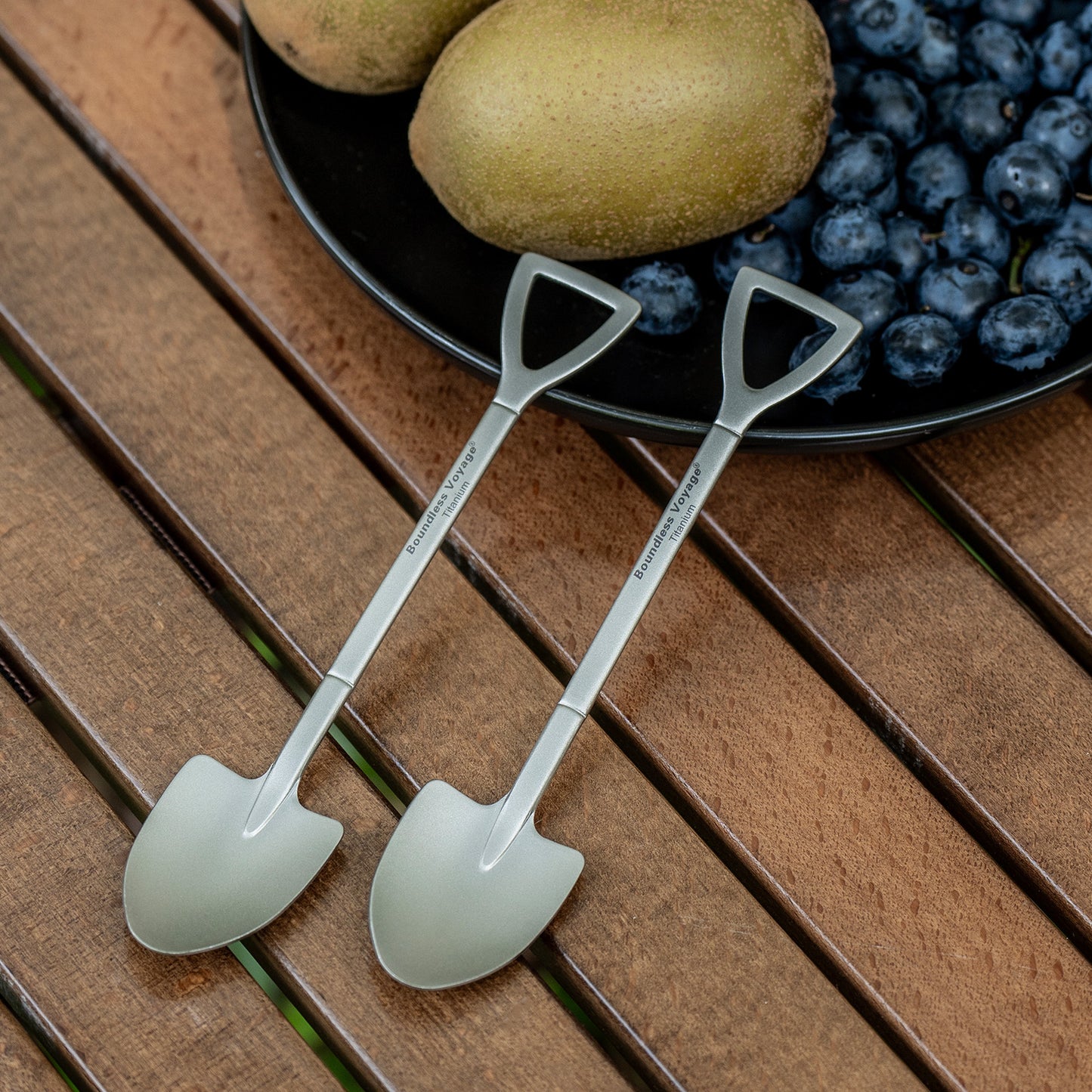 Boundless Voyage Mini Shovel-Shaped Titanium Spoon Creative Cute Dessert, Ice Cream, Fruit, Spoon Lightweight and Durable Tableware Outdoor Camping Home Used