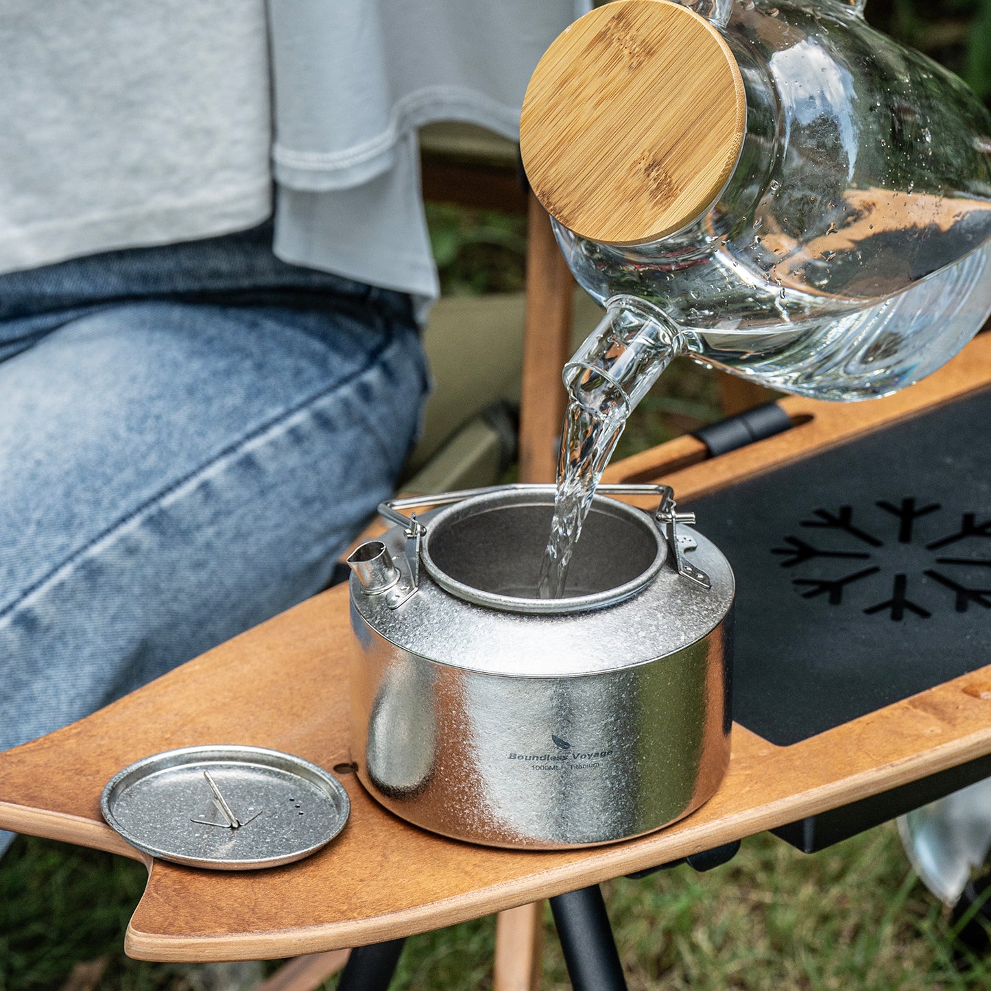 Boundless Voyage Titanium Kettle With Folding Handle 1000ml