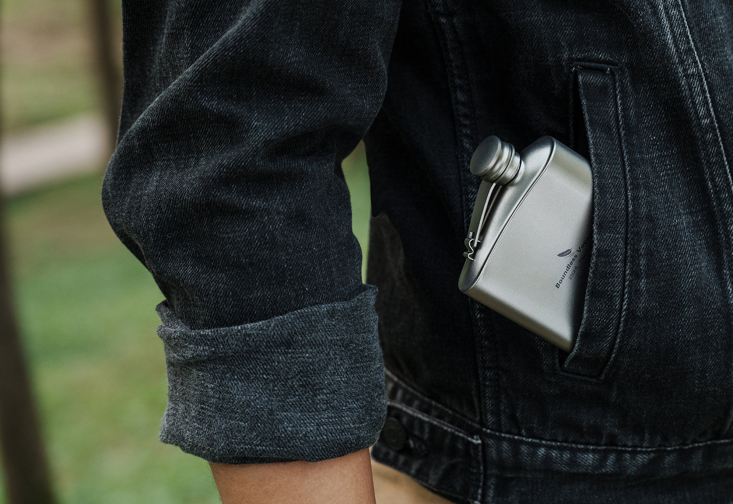 Boundless Voyage 250ml Titanium Hip Flask | Ultralight 8.5oz Pocket Whiskey Bottle | Leakproof & Non-Metallic Taste Liquor Flask for Camping, Hiking, EDC & Travel& Non-Metallic Taste Liquor Flask for Camping, Hiking & Travel Gift Set