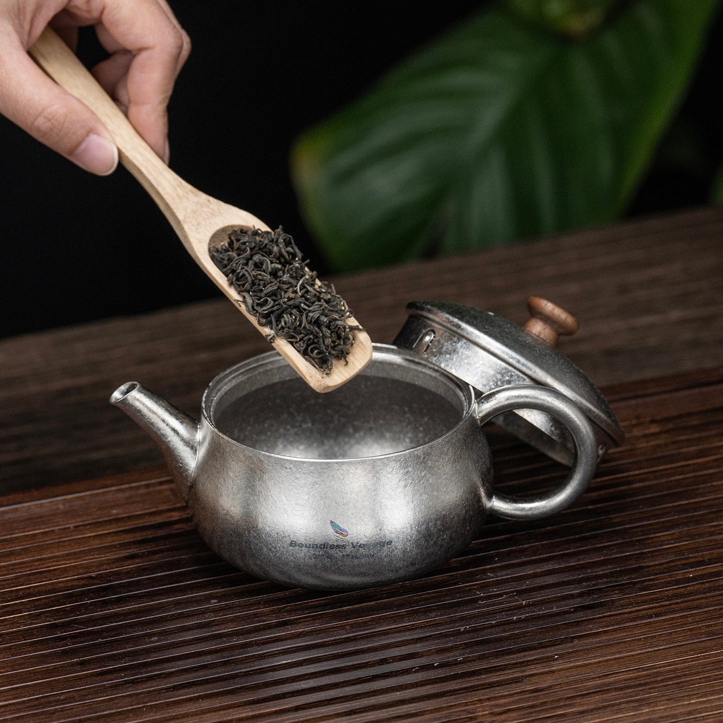 260ml Titanium Teapot with Filter Durable Chinese Kung Fu Tea Set for Adults Lightweight Travel Portable Tea Pot with Wide Spout for Loose Leaf