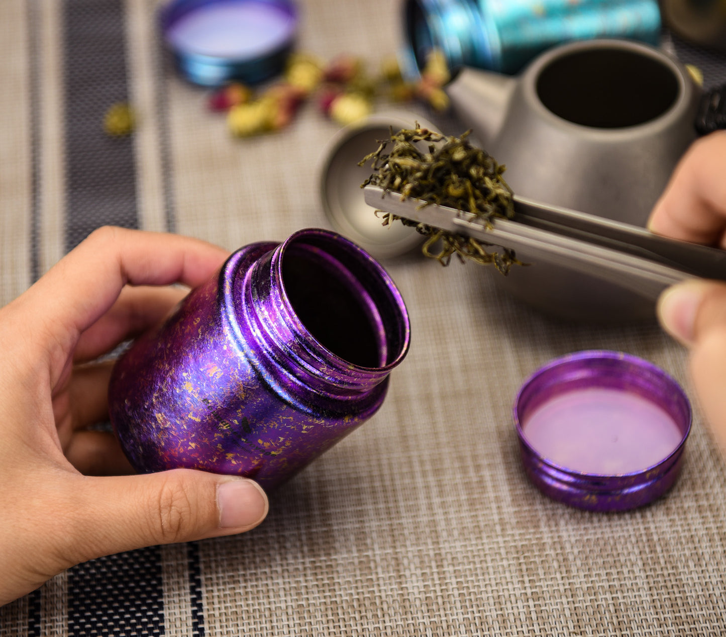 Boundless Voage Titanium Tea Canister Mini Tea Canister Ultralight Portable Tin Can Tea Coffee Spice Canister Colored Ice Flower Craft Tin Storage Container