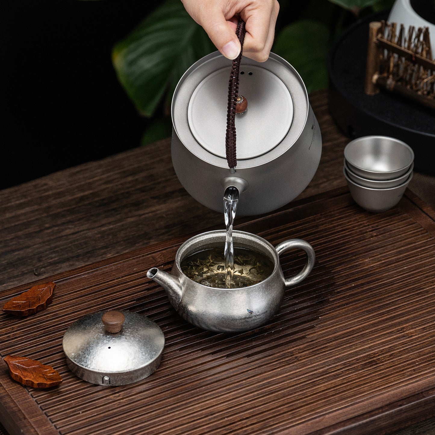 260ml Titanium Teapot with Filter Durable Chinese Kung Fu Tea Set for Adults Lightweight Travel Portable Tea Pot with Wide Spout for Loose Leaf