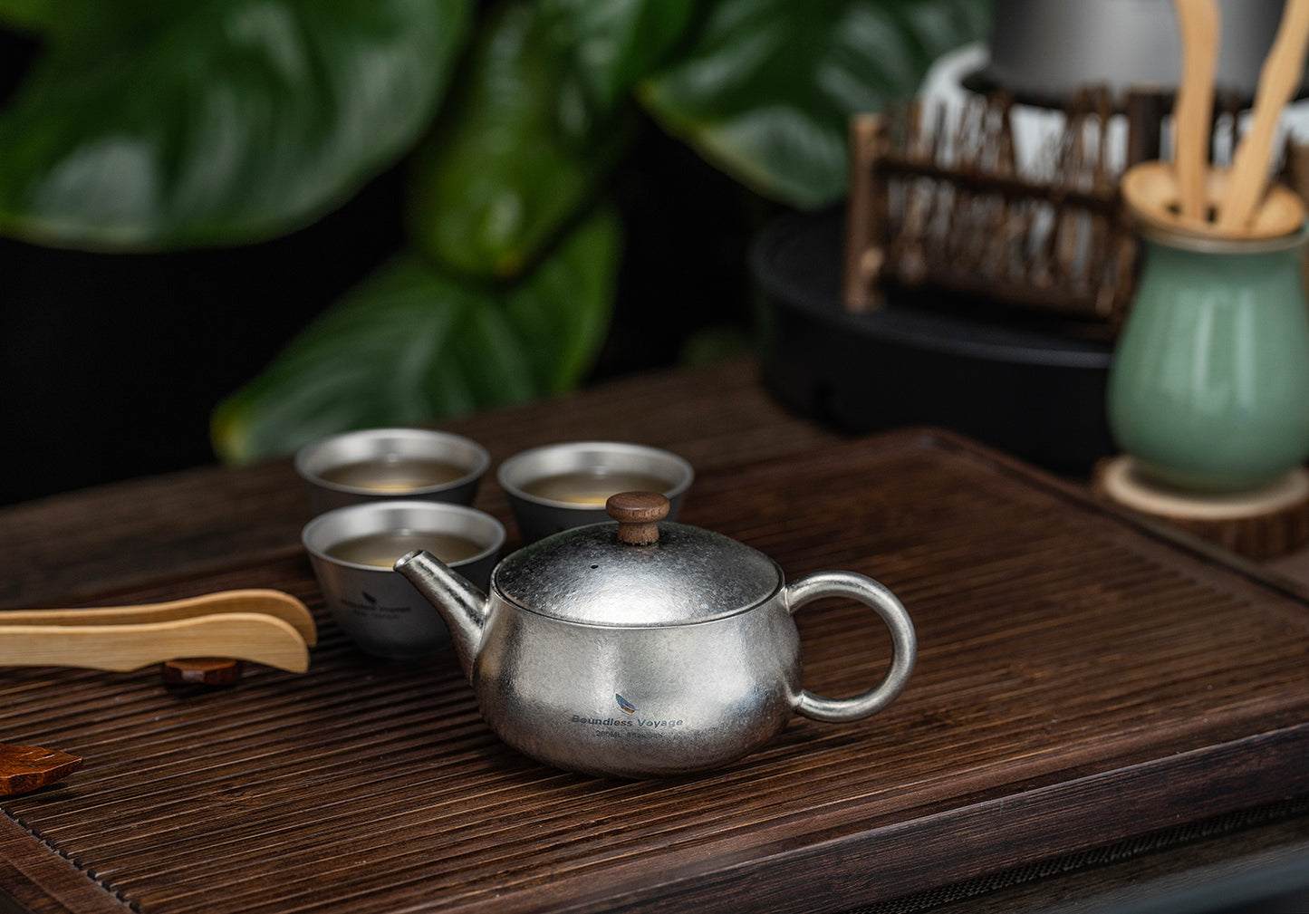 260ml Titanium Teapot with Filter Durable Chinese Kung Fu Tea Set for Adults Lightweight Travel Portable Tea Pot with Wide Spout for Loose Leaf