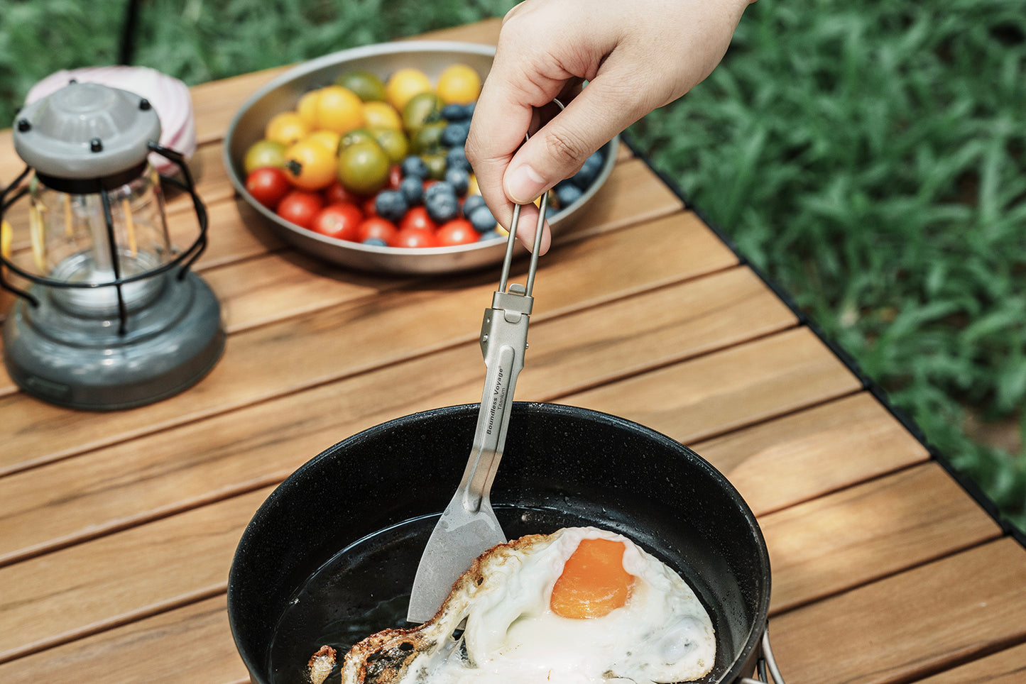 Boundless Voyage Titanium Folding Cooking Spatula – Ultralight Beefsteak Frying Shovel for Outdoor & Home Kitchen Use
