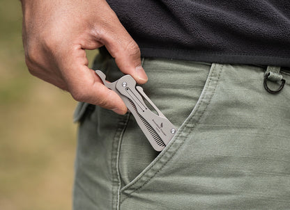 Outdoor Titanium Folding Comb – Lightweight EDC Survival & Self-Defense Gadget