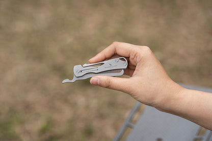 Outdoor Titanium Folding Comb – Lightweight EDC Survival & Self-Defense Gadget