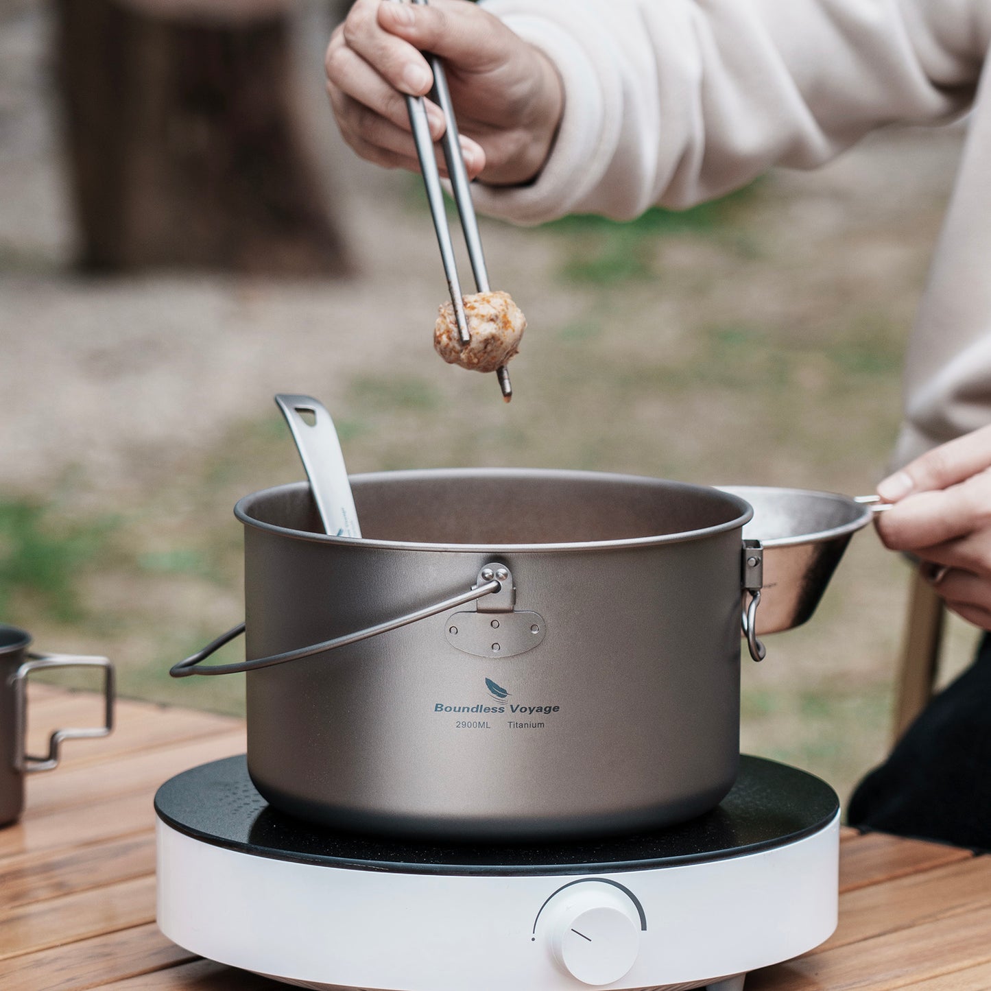 Boundless Voyage 2900ml TA1 Titanium Hanging Pot – Ultralight Large-Capacity Cooking Pot for Camping, Backpacking & Outdoor Bushcraft