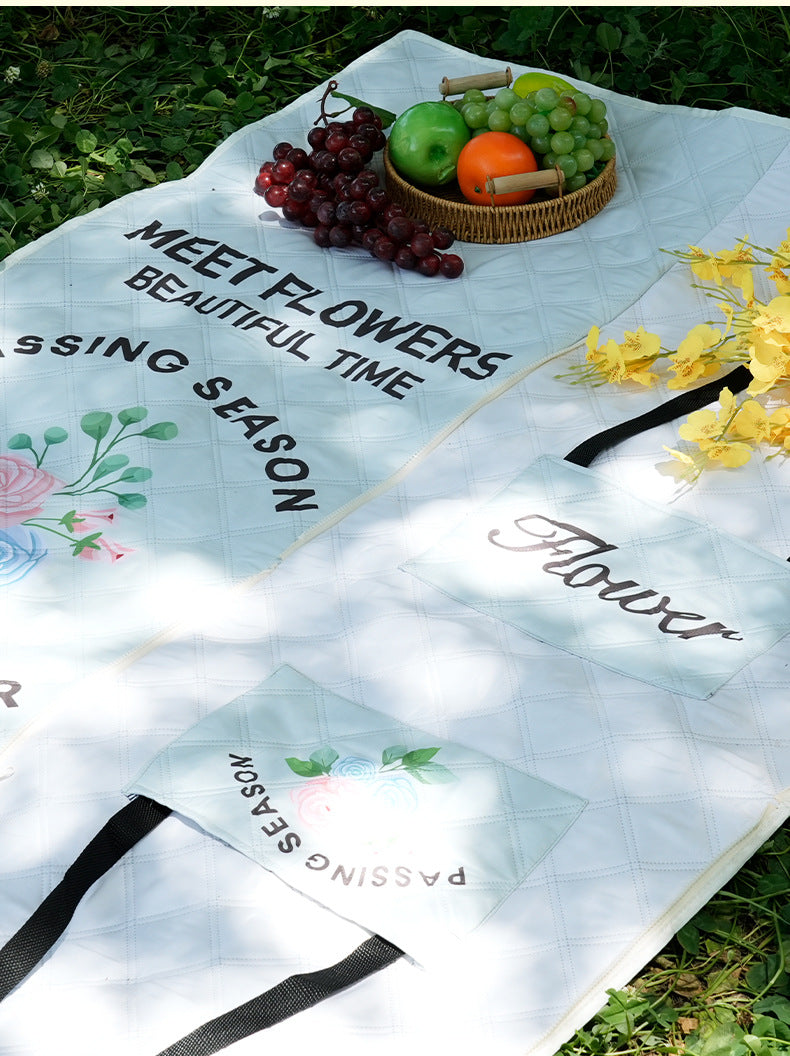 Foldable Picnic Blanket Backpack | Portable Outdoor Mat with Zipper | Waterproof & Moisture-Proof